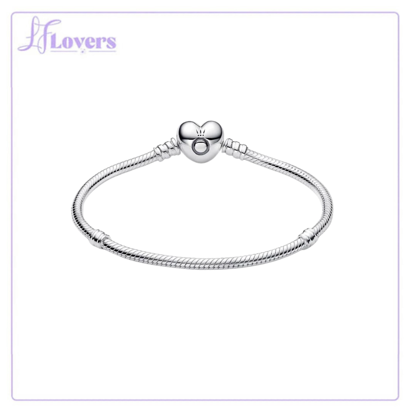 Load image into Gallery viewer, Pandora Moments Sterling Silveer Heart Clasp Bracelet - 17cm
