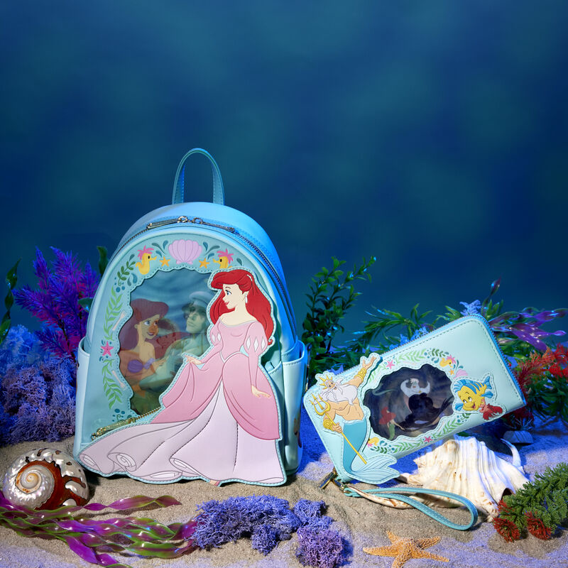 Load image into Gallery viewer, Loungefly Disney The Little Mermaid Princess Lenticular Wristlet
