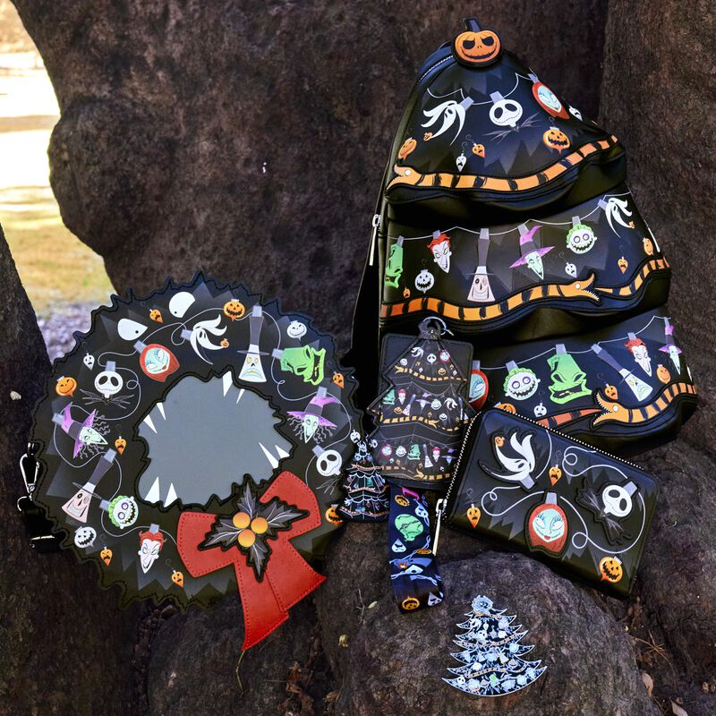 Load image into Gallery viewer, Loungefly Disney Nightmare Before Christmas Figural Wreath Crossbody
