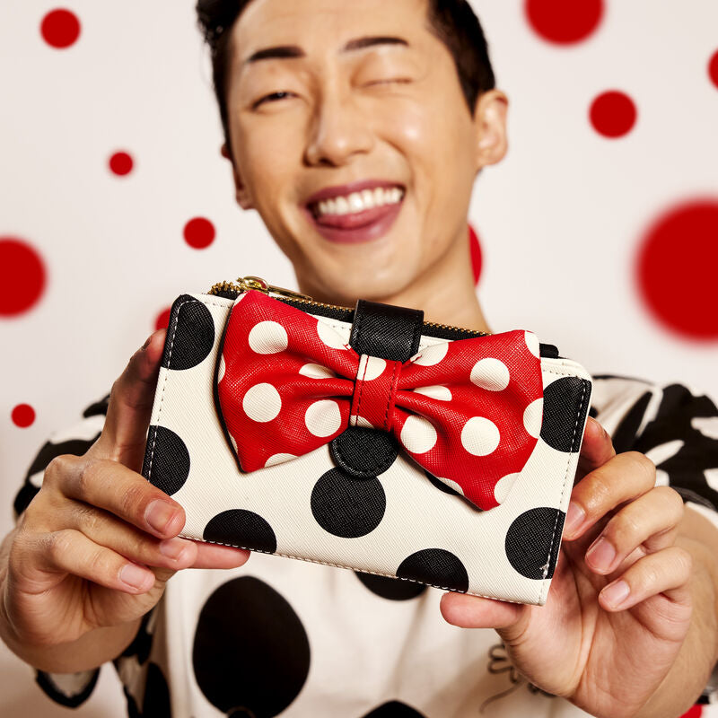 Load image into Gallery viewer, Loungefly Disney Minnie Rocks The Dots Classic Flap Wallet - LF Lovers
