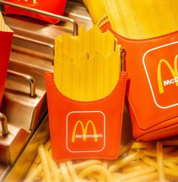 Load image into Gallery viewer, Loungefly McDonald&#39;s French Fries Card Holder - LF Lovers
